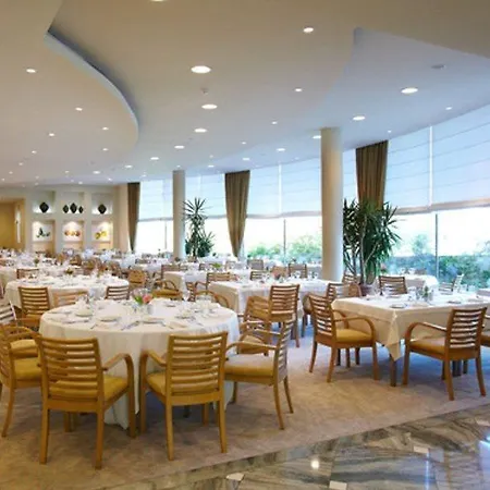 Hotel Santa Maria 4*